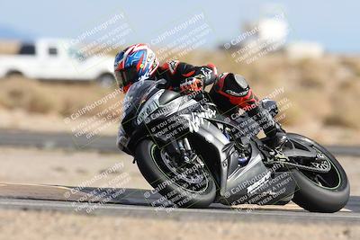 media/Nov-16-2025-Race Pace (Sun) [[8c5fa54630]]/Verified Riders/9-Turn 16 (150pm)/